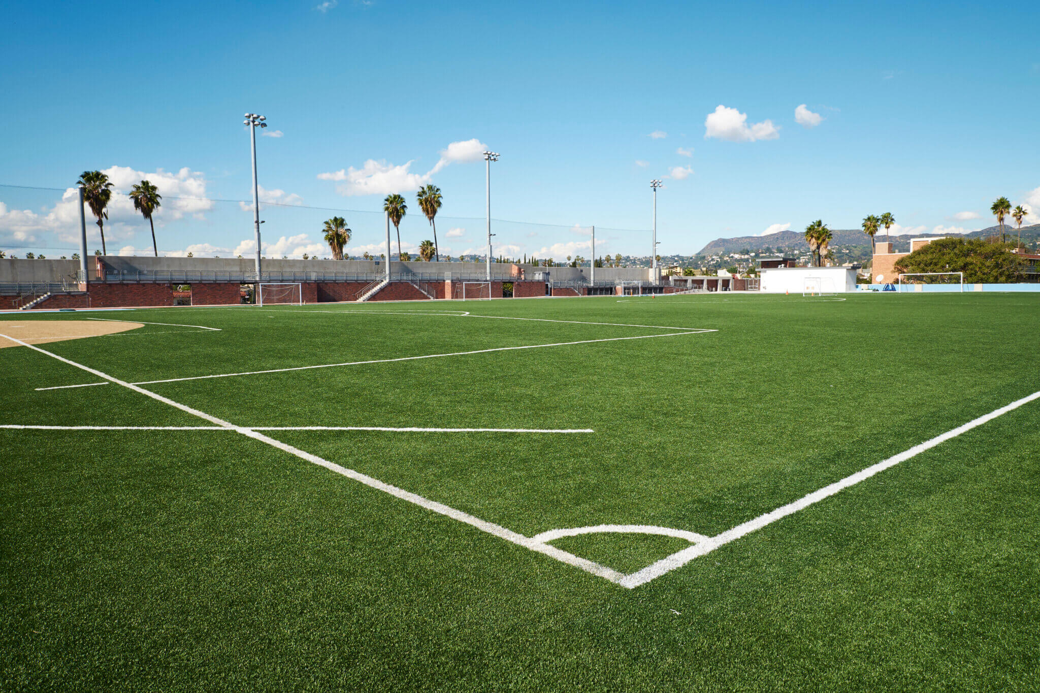 lacc-athletic-field-buildlaccd